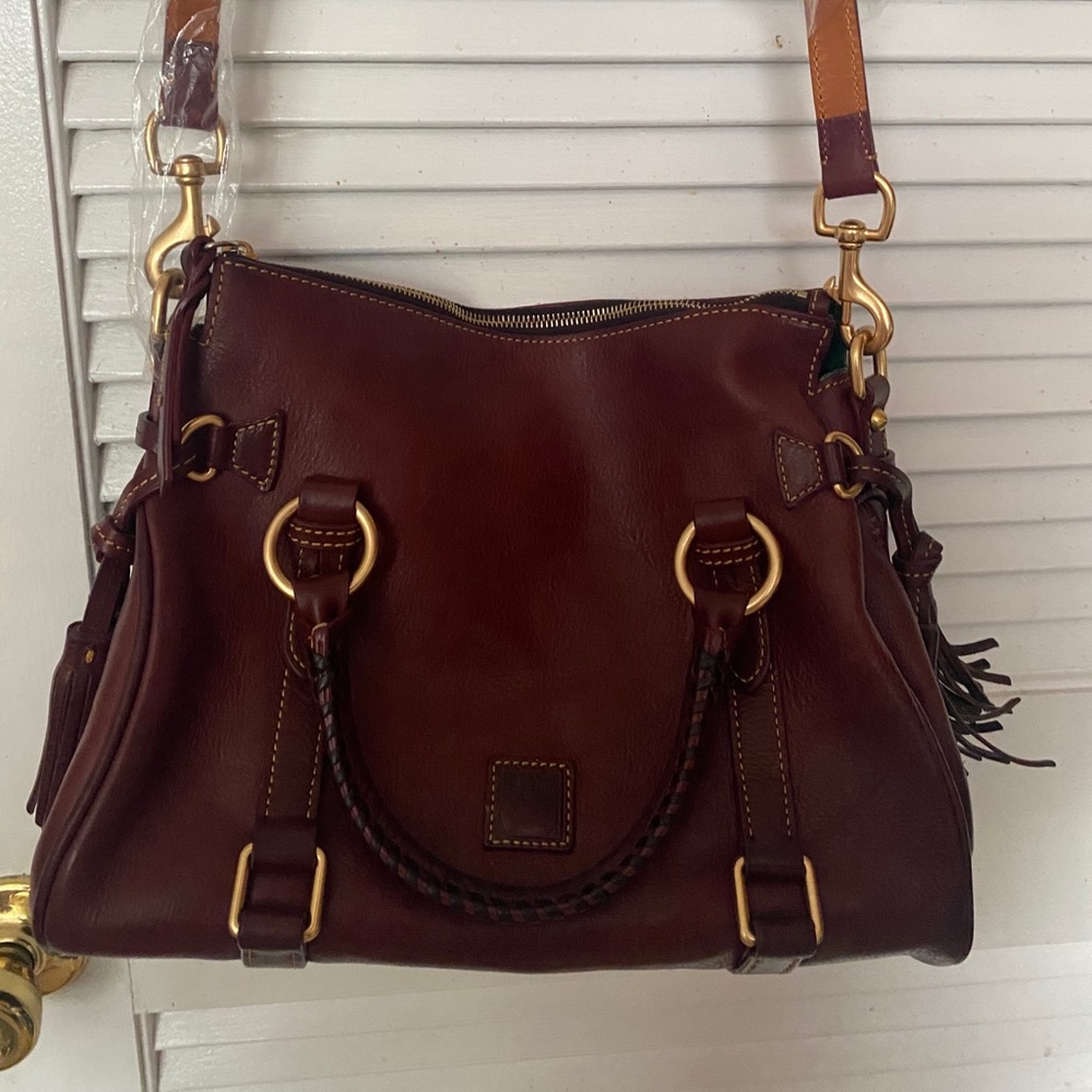 Dooney & Bourke crossbody bag